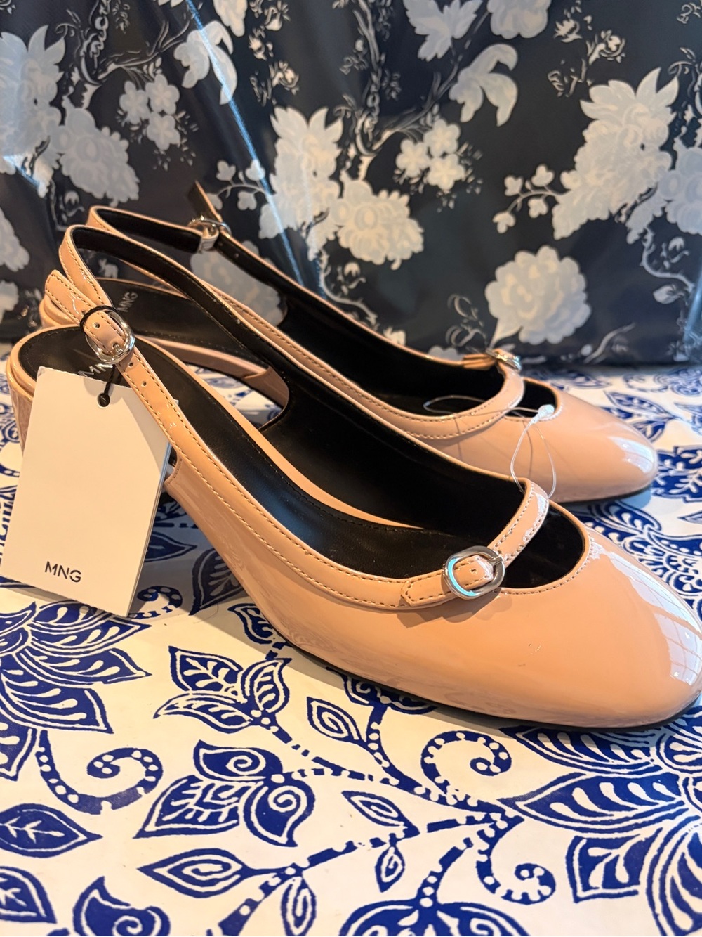 NWT Mango Patent Blush/ nude Slingback Pumps Women’s 7.5